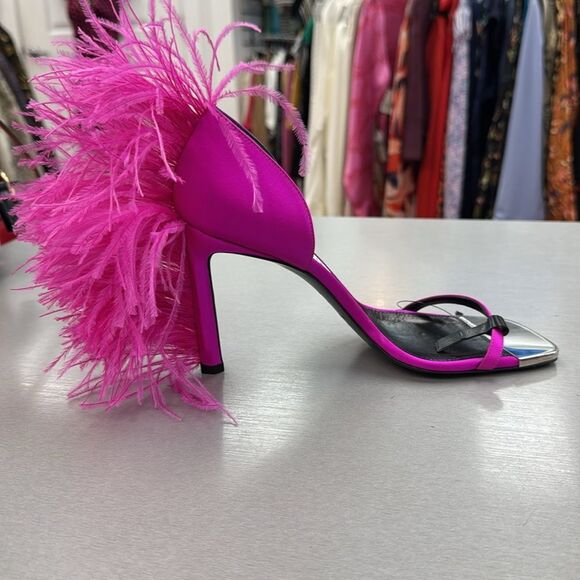 Sergio Rossi Vibrant Pink Feather Heels - Picture 4 of 6